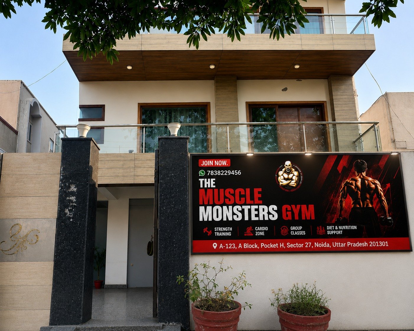 The Muscles Monster Gym training floor